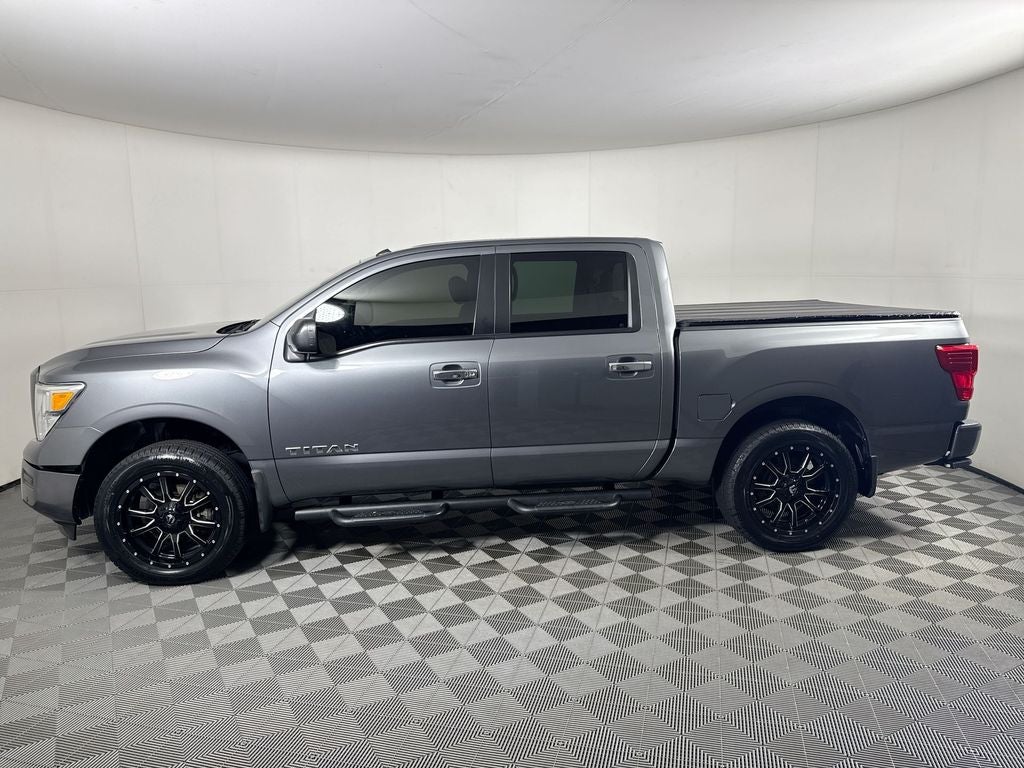 2021 Nissan Titan SV