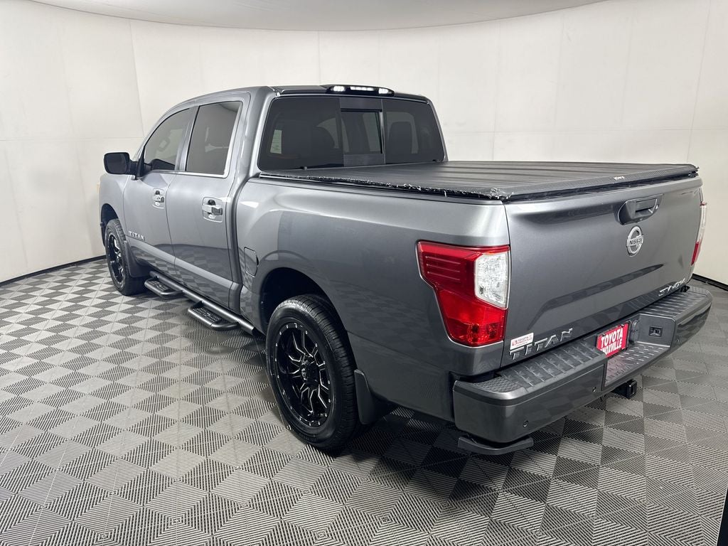2021 Nissan Titan SV