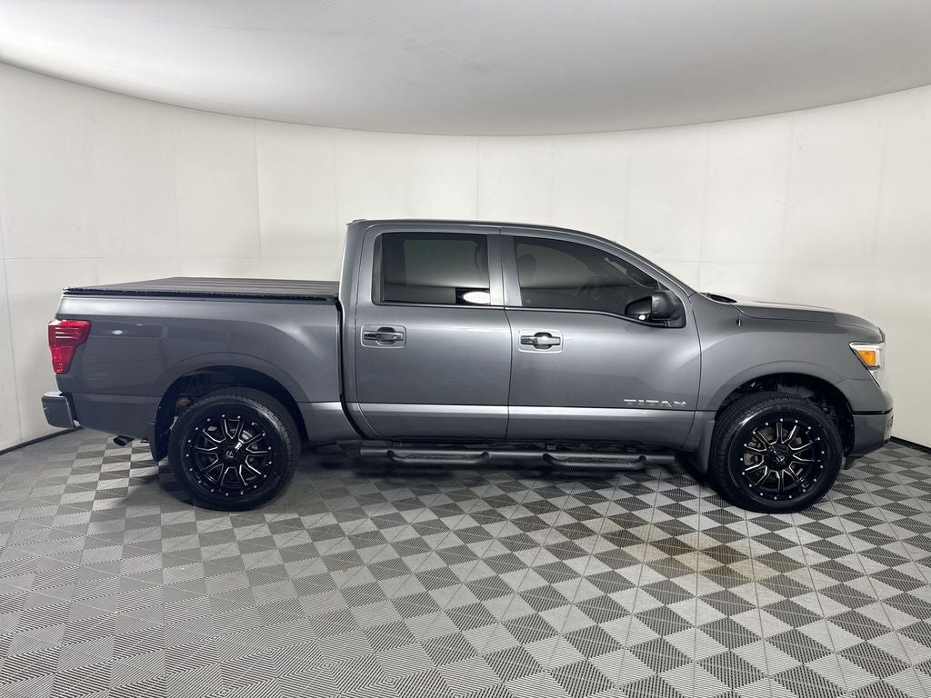 2021 Nissan Titan SV