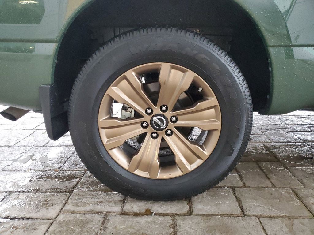 2024 Nissan Titan SV