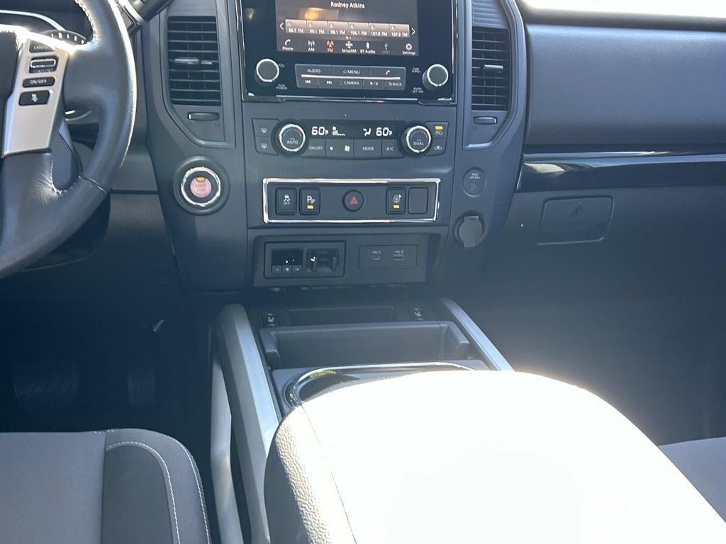 2024 Nissan Titan SV