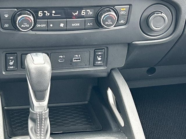 2024 Nissan Frontier SL