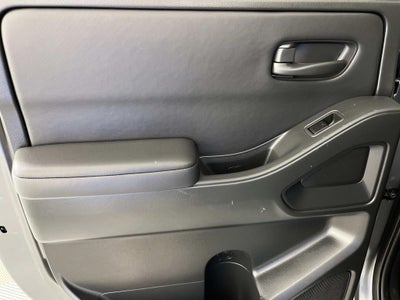 2023 Nissan Frontier S