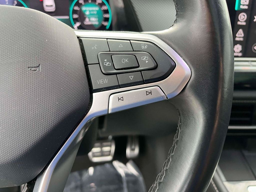 2024 Volkswagen Atlas Cross Sport 2.0T SEL Premium R-Line