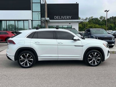 2024 Volkswagen Atlas Cross Sport 2.0T SEL Premium R-Line