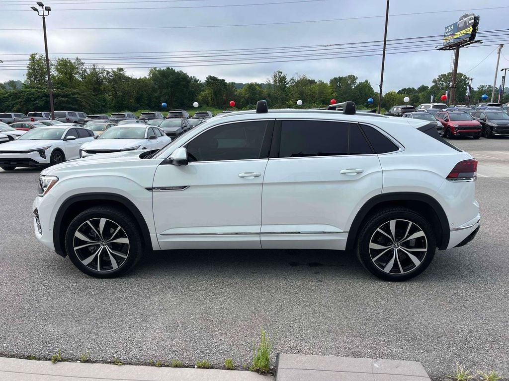 2024 Volkswagen Atlas Cross Sport 2.0T SEL Premium R-Line