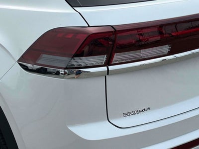 2024 Volkswagen Atlas Cross Sport 2.0T SEL Premium R-Line