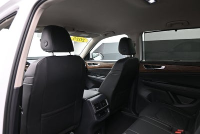 2025 Volkswagen Atlas 2.0T SE w/Technology