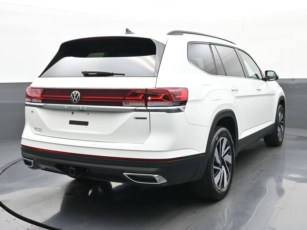 2025 Volkswagen Atlas 2.0T SE w/Technology