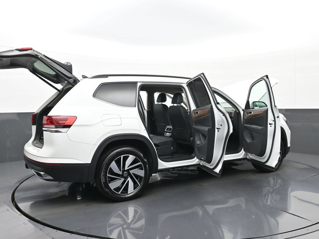 2025 Volkswagen Atlas 2.0T SE w/Technology