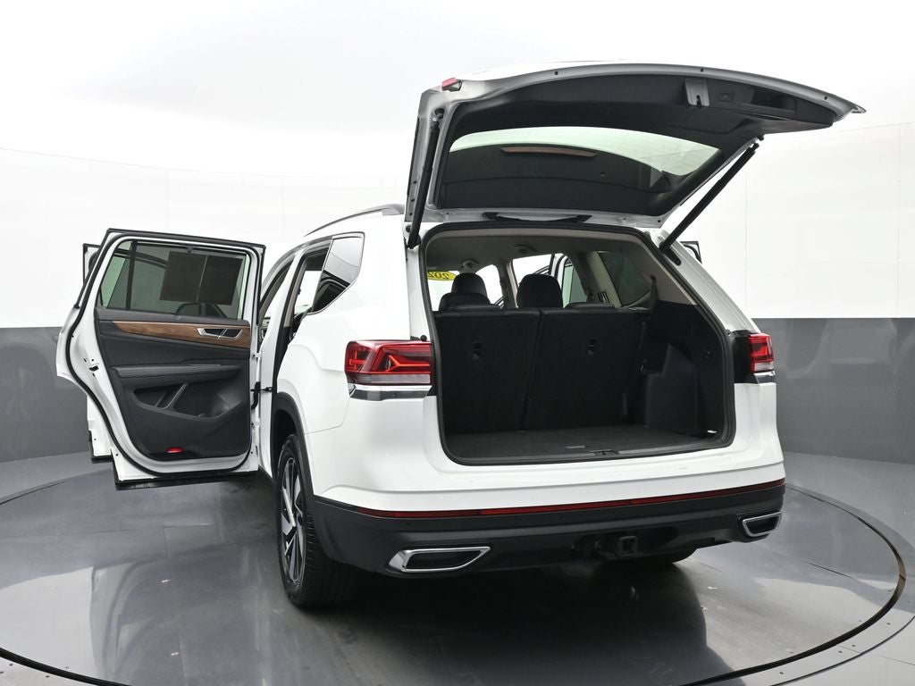 2025 Volkswagen Atlas 2.0T SE w/Technology
