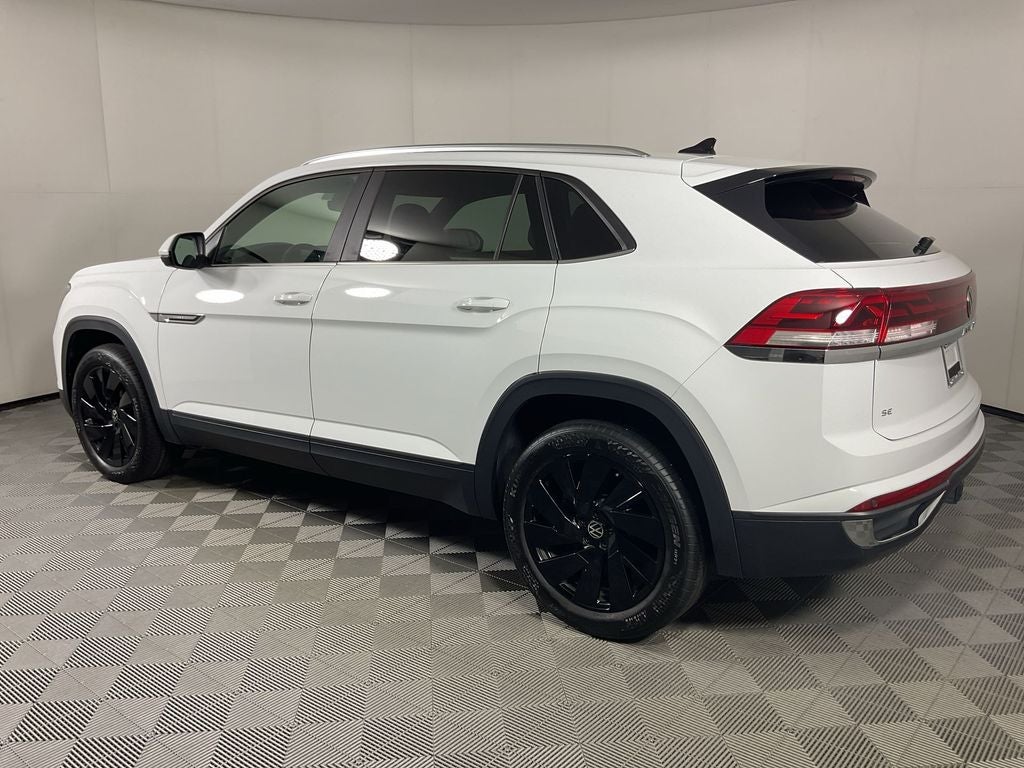 2024 Volkswagen Atlas Cross Sport 2.0T SE w/Technology