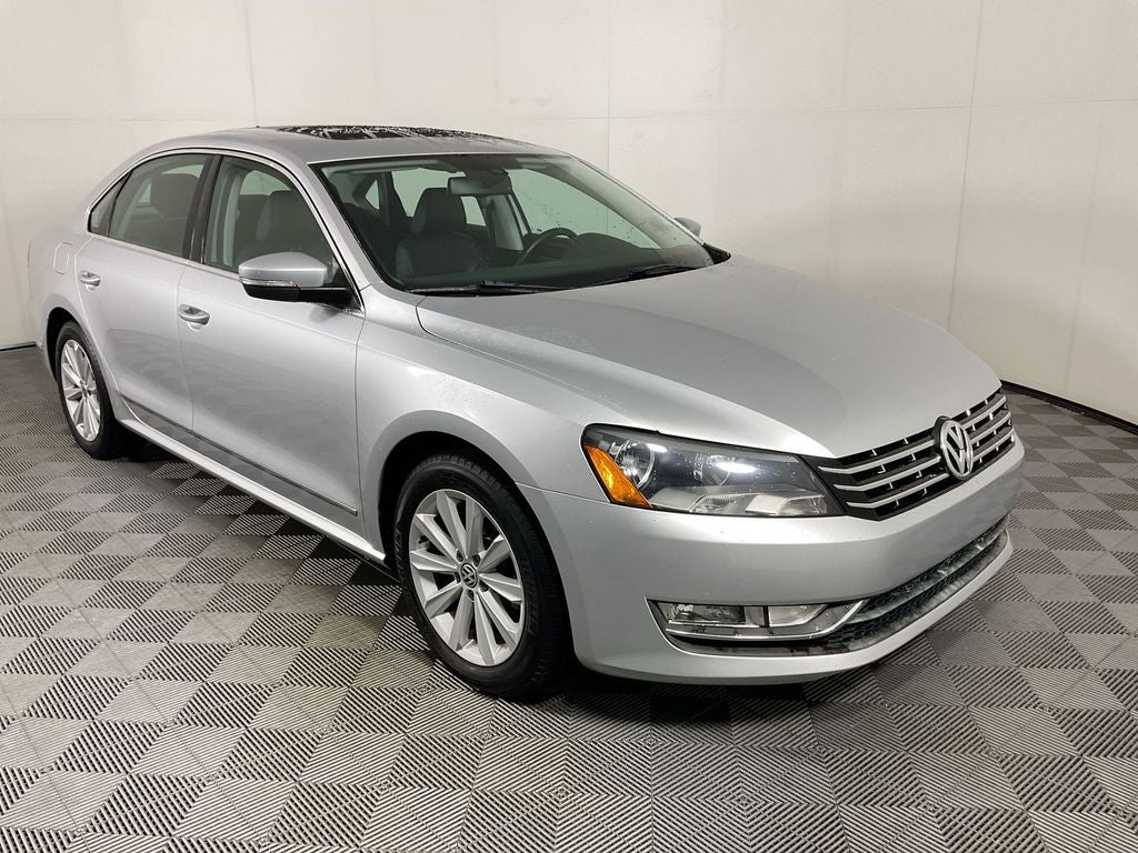2013 Volkswagen Passat 2.5 SEL Premium