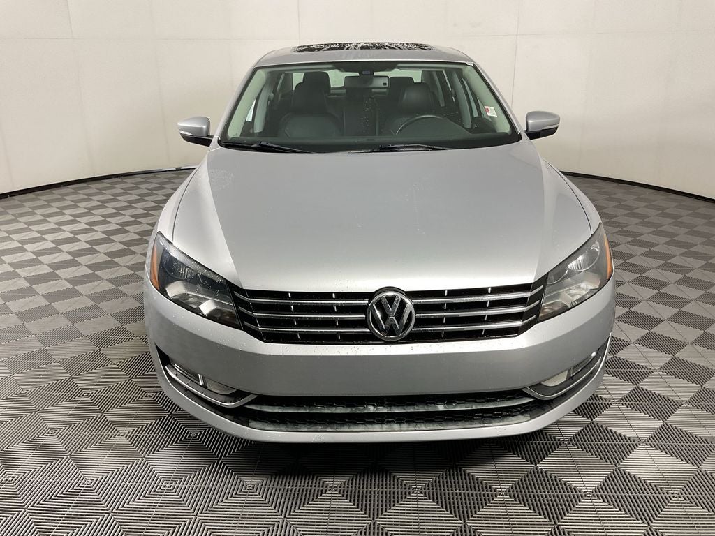2013 Volkswagen Passat 2.5 SEL Premium