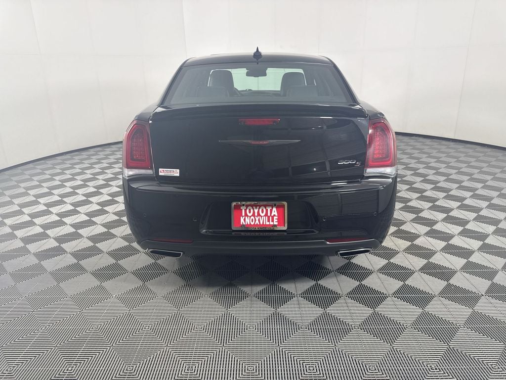 2023 Chrysler 300 S
