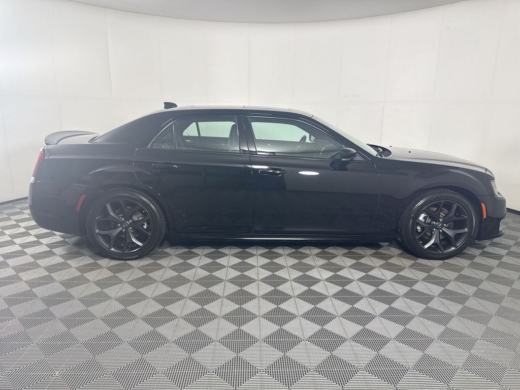 2023 Chrysler 300 S