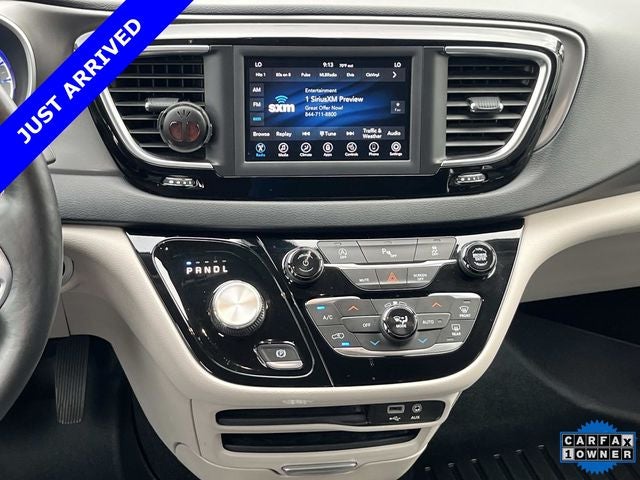 2020 Chrysler Pacifica Touring L