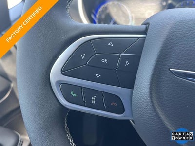 2025 Chrysler Voyager LX