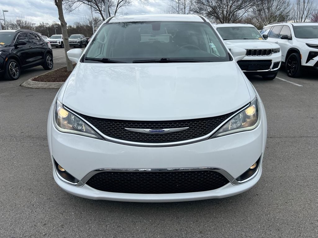 2020 Chrysler Pacifica Touring