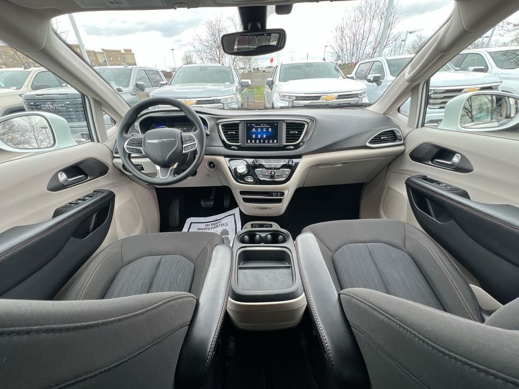 2020 Chrysler Pacifica Touring