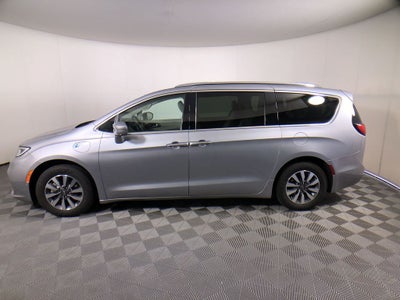 2021 Chrysler Pacifica Hybrid Touring L