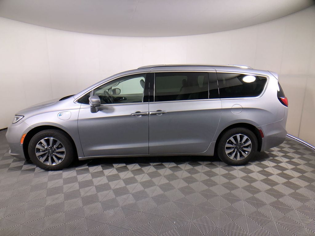 2021 Chrysler Pacifica Hybrid Touring L