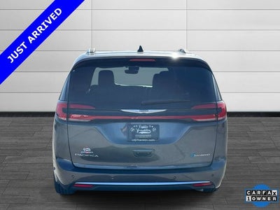 2023 Chrysler Pacifica Hybrid Pinnacle