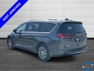 2023 Chrysler Pacifica Hybrid Pinnacle