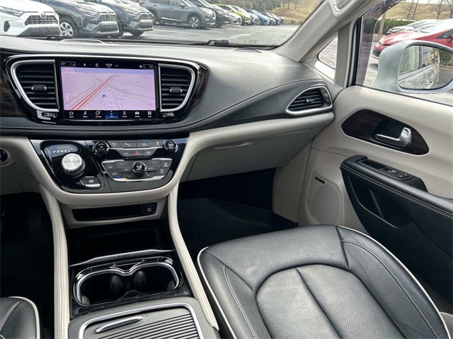 2022 Chrysler Pacifica Hybrid Limited