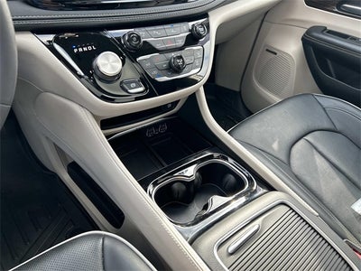 2022 Chrysler Pacifica Hybrid Limited