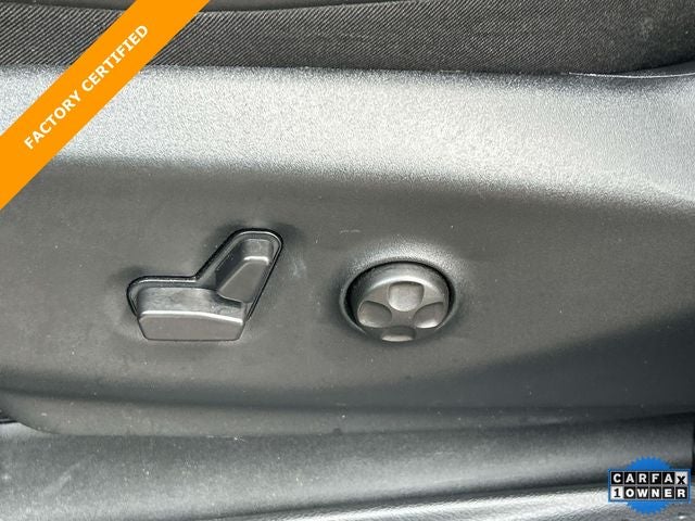 2025 Chrysler Pacifica Hybrid Select