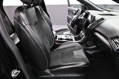2021 Ford Edge ST