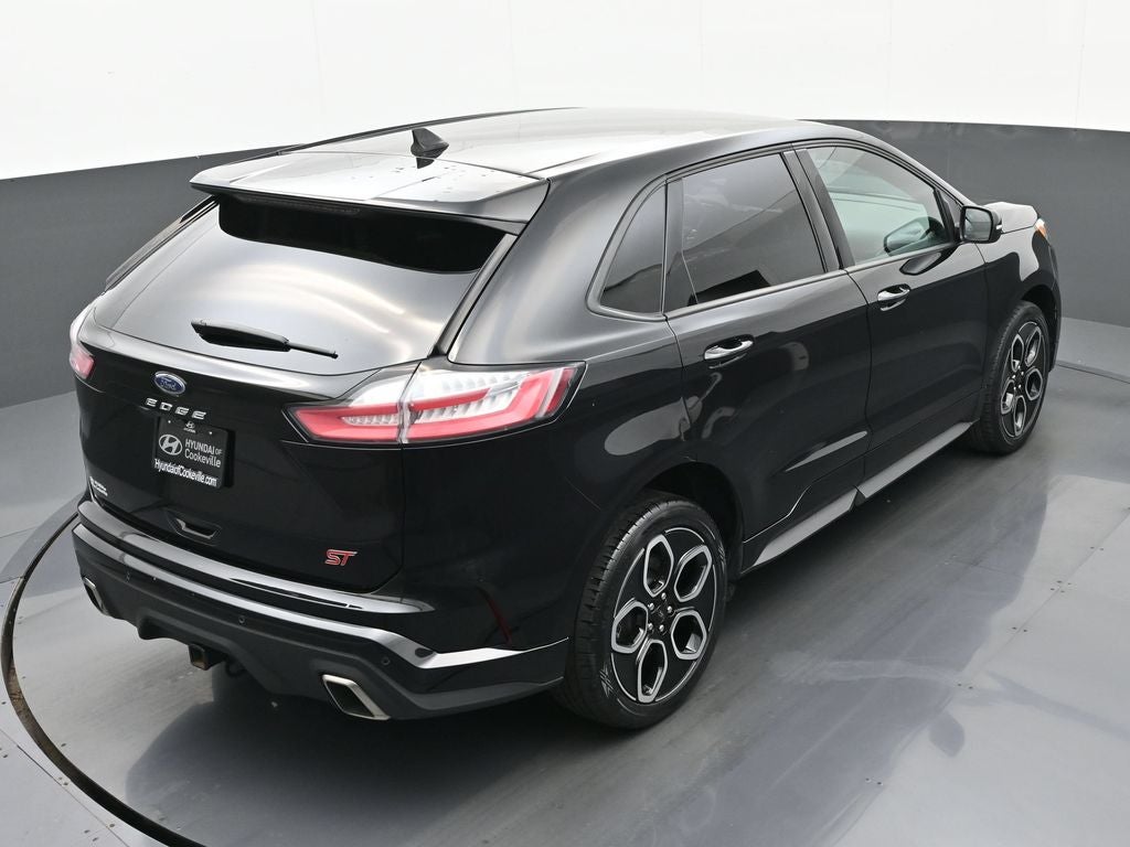2021 Ford Edge ST