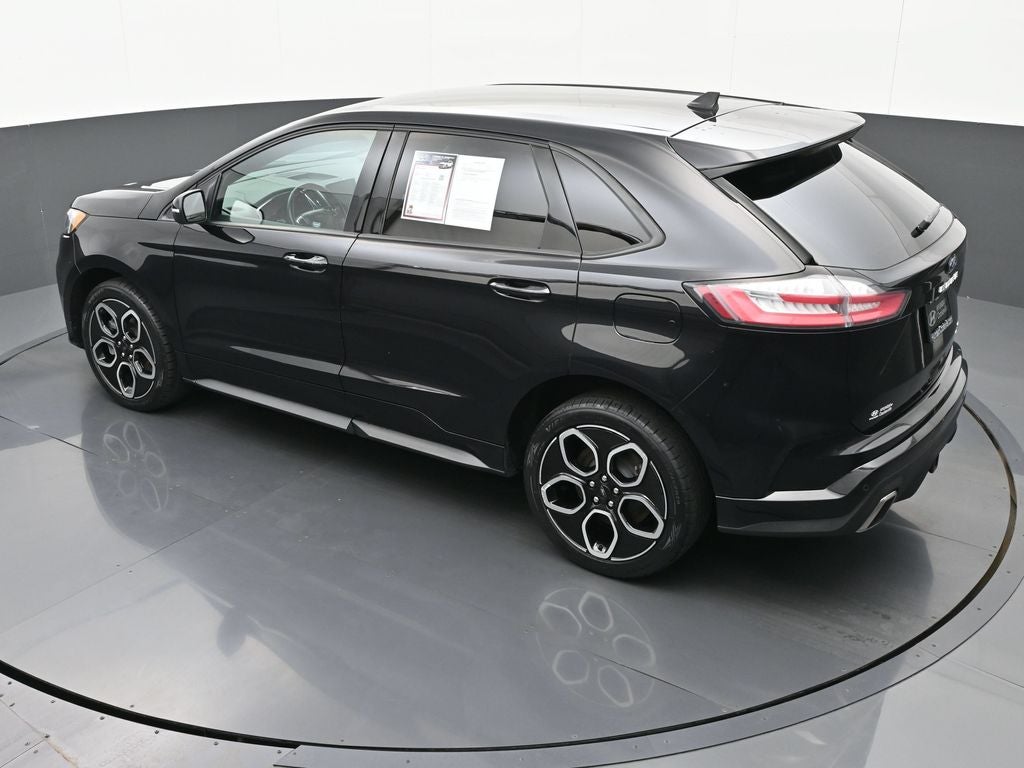 2021 Ford Edge ST