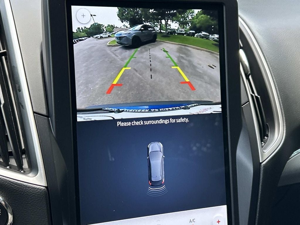 2022 Ford Edge SEL