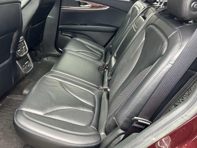 2019 Lincoln Nautilus Select