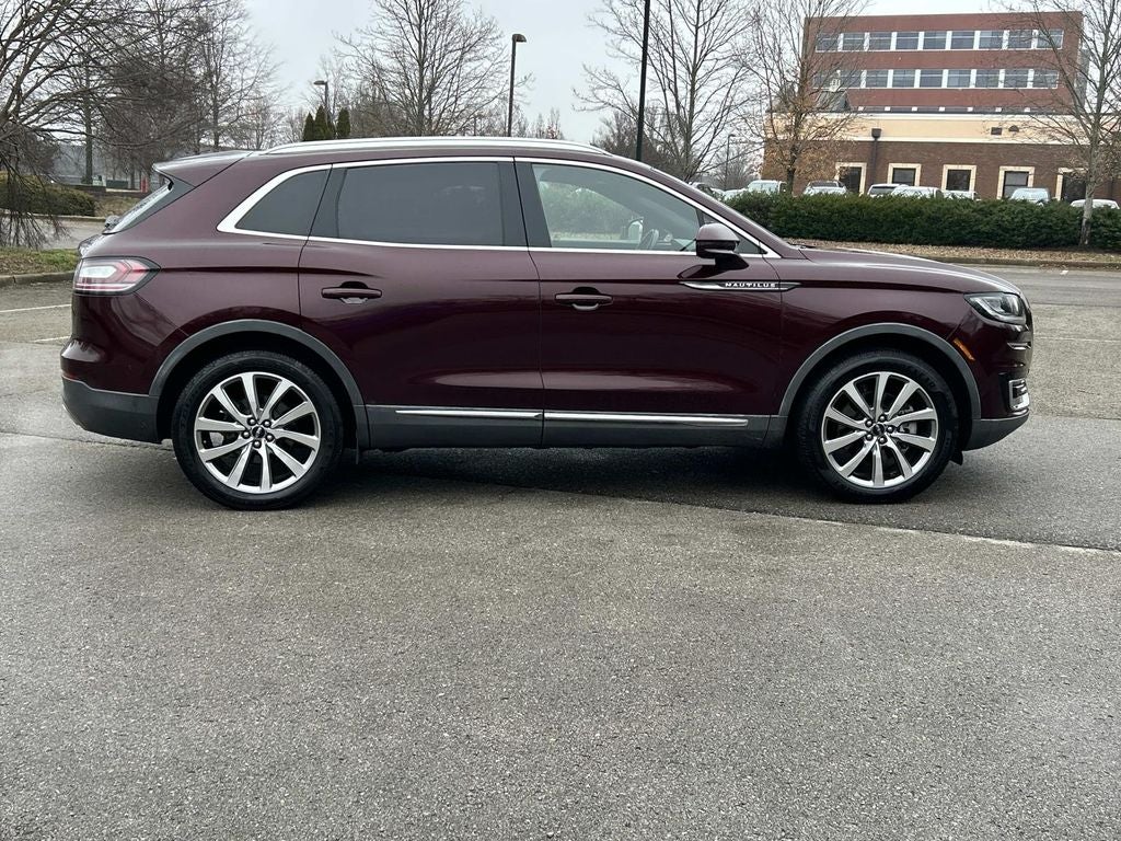 2019 Lincoln Nautilus Select