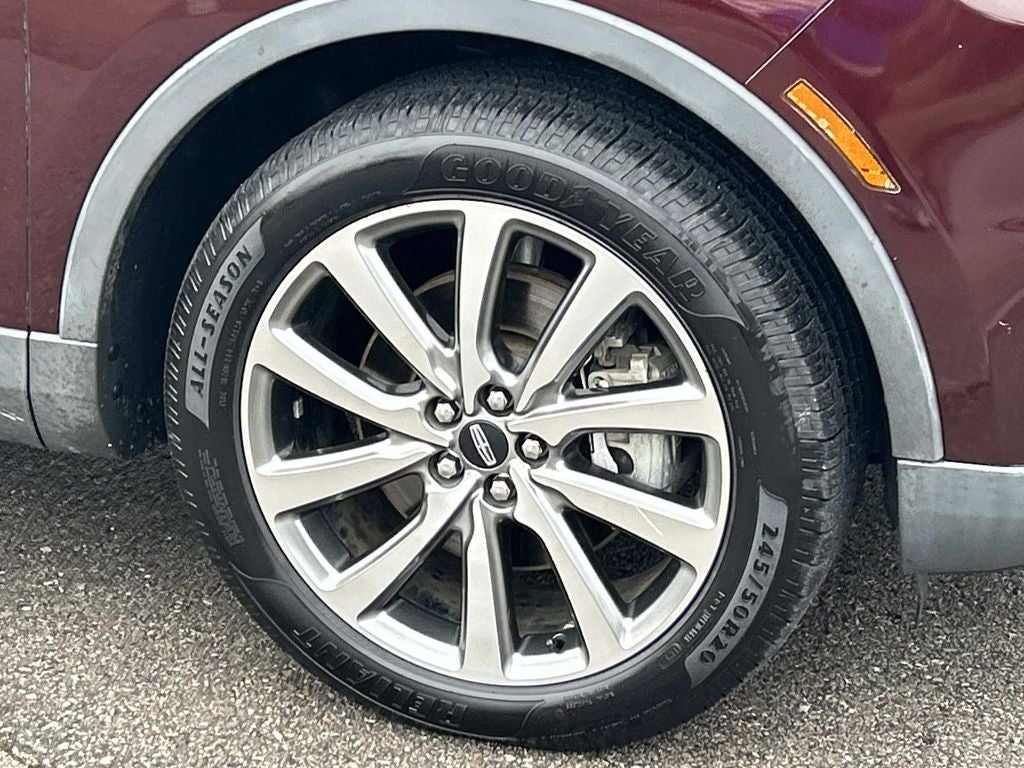 2019 Lincoln Nautilus Select