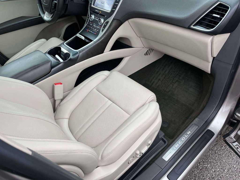 2020 Lincoln Nautilus Reserve