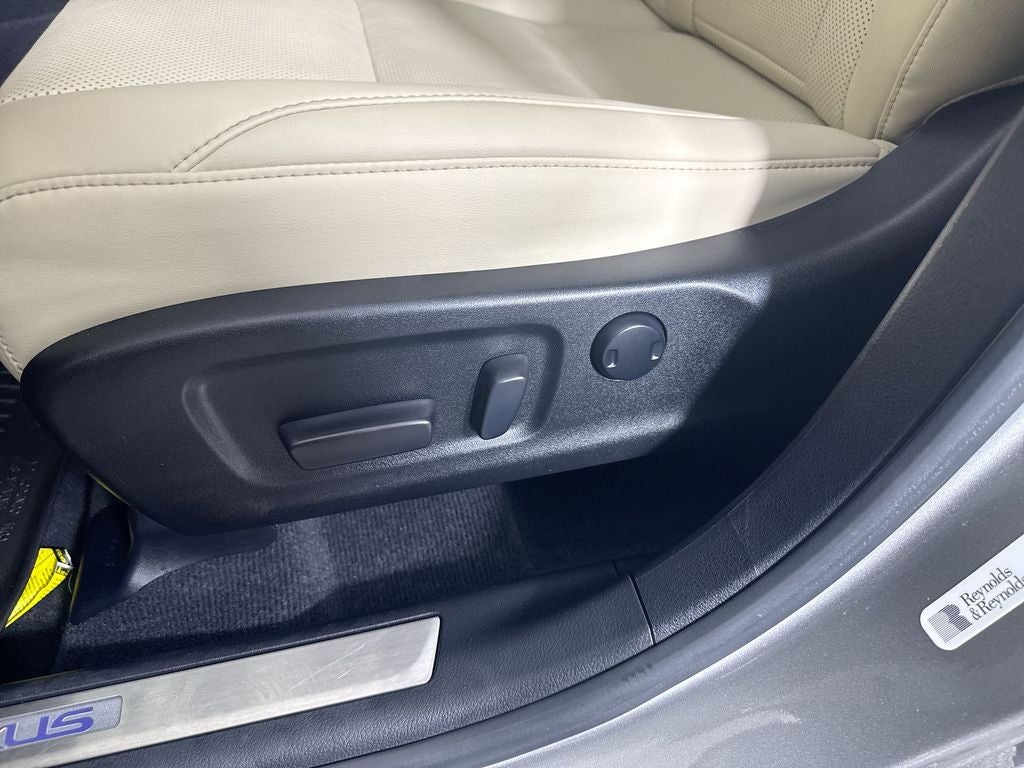 2022 Lexus RX 450h Premium