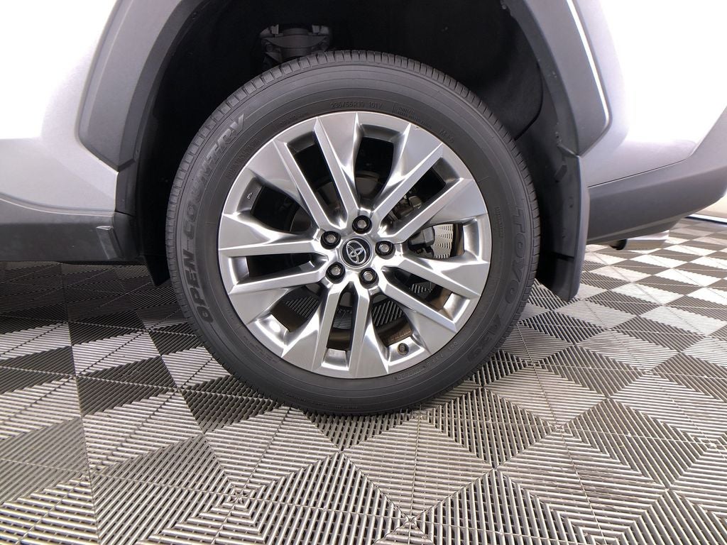 2020 Toyota RAV4 Limited
