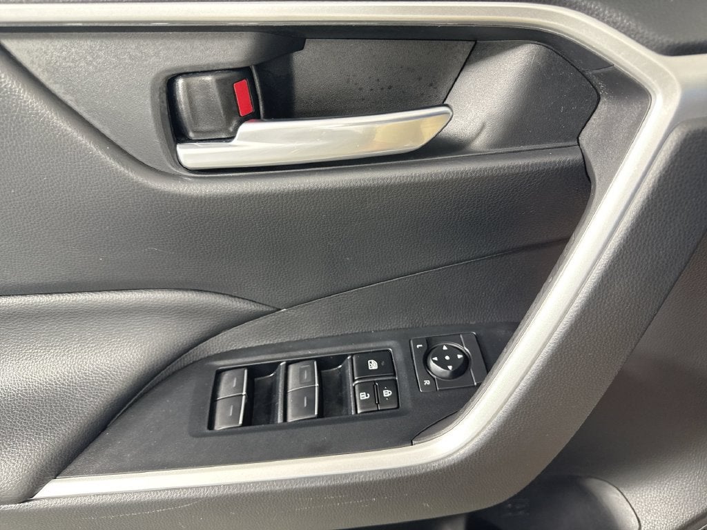 2023 Toyota RAV4 Hybrid Woodland Edition