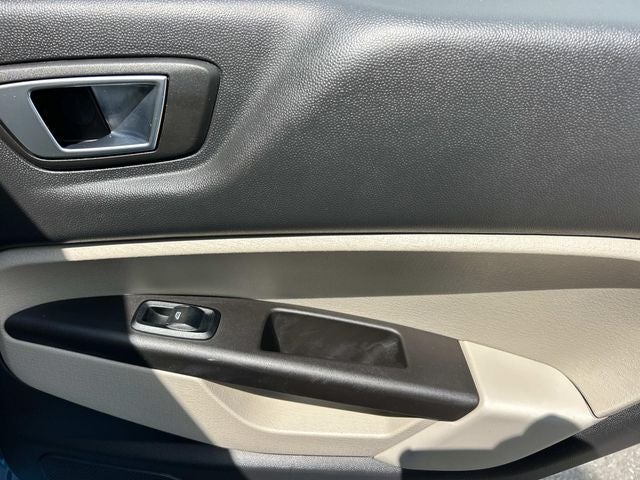 2014 Ford Fiesta SE