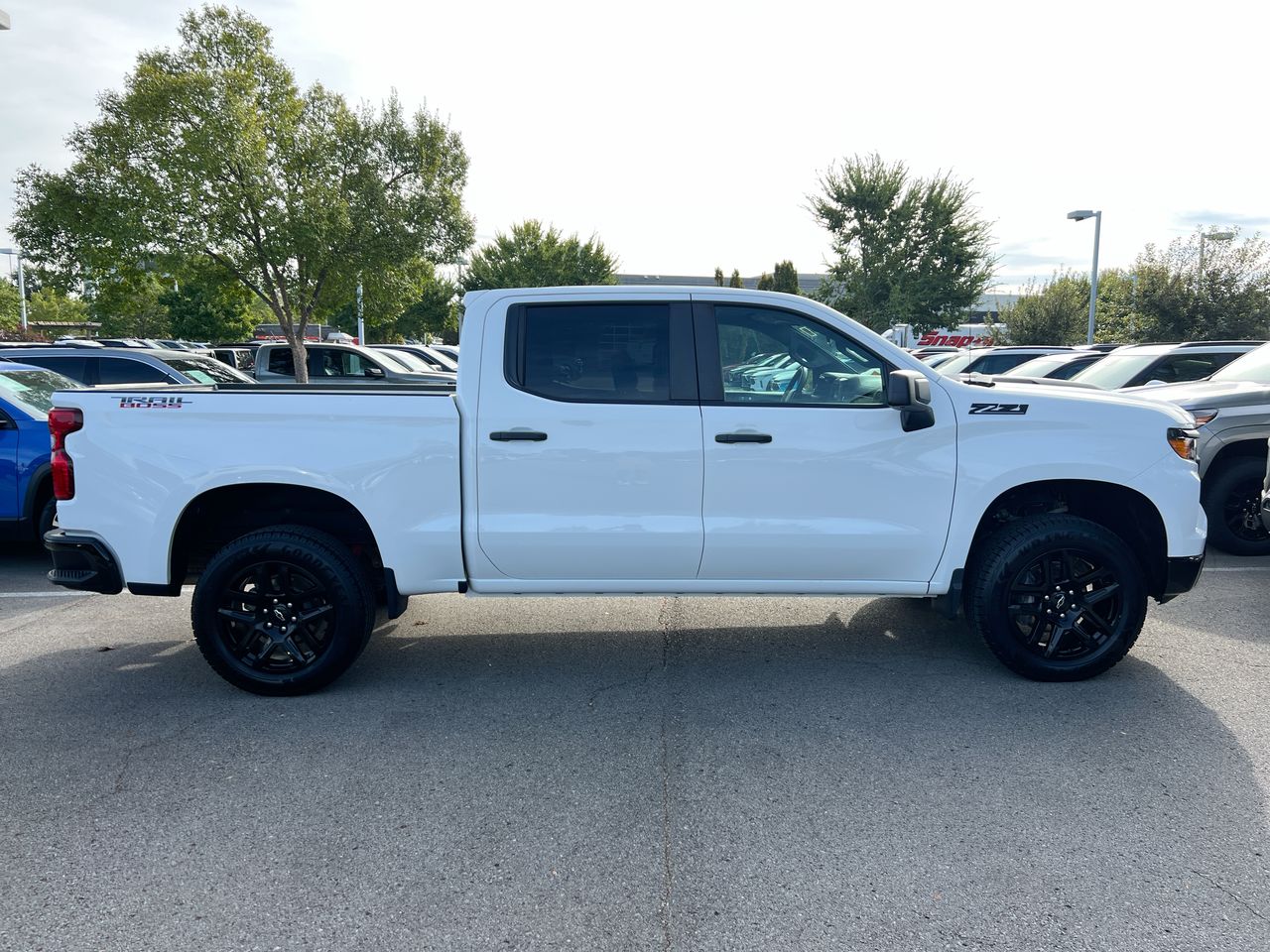 2023 Chevrolet Silverado 1500 Custom Trail Boss