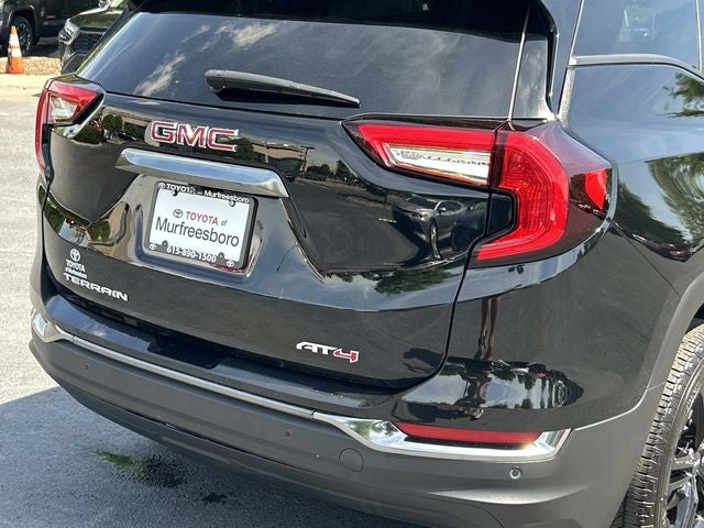 2023 GMC Terrain AT4