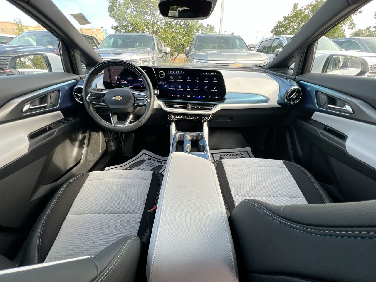 2024 Chevrolet Equinox EV LT