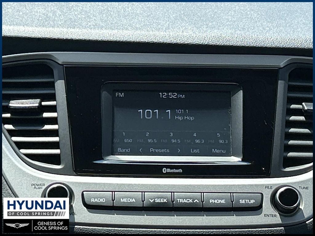 2022 Hyundai Accent SE