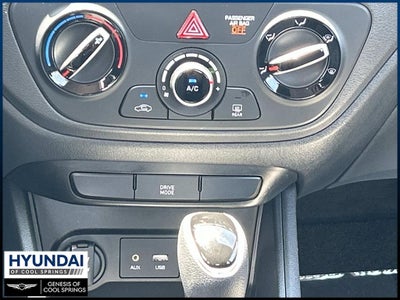2022 Hyundai Accent SE
