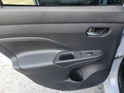 2023 Nissan Versa 1.6 SV