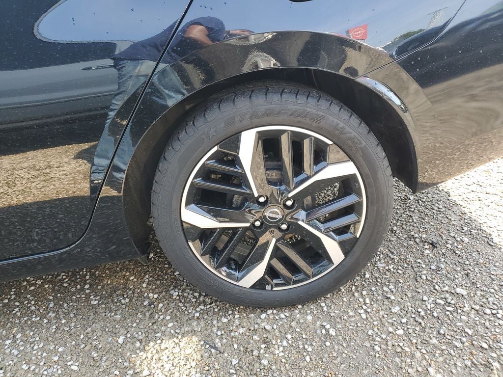 2024 Nissan Versa 1.6 SR